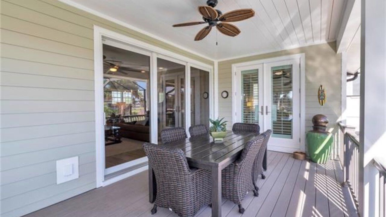 Photo of Outdoor in Mid Island