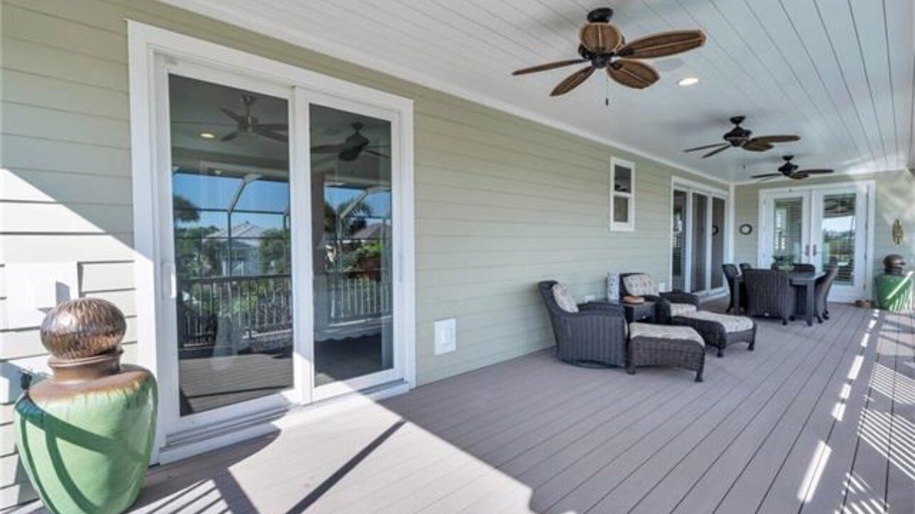 Photo of Patio Balcony in Mid Island