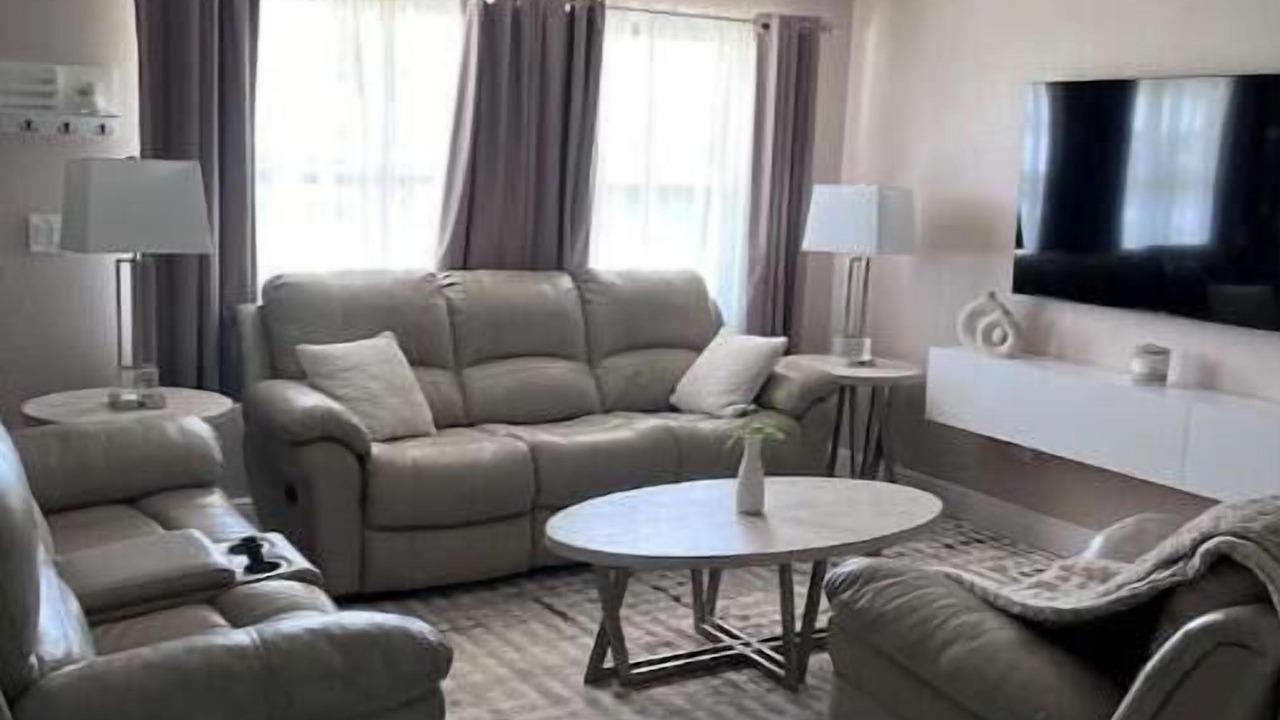 Photo of Livingroom in Fort Myers