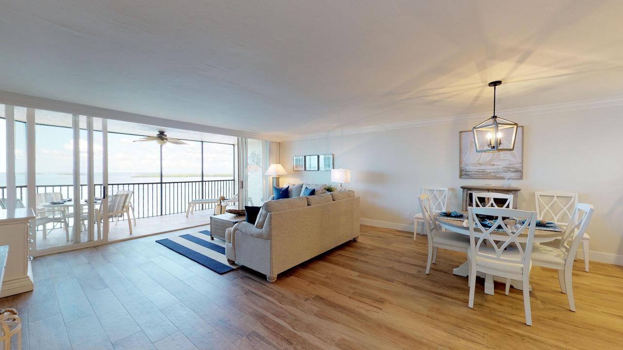 Photo of Livingroom in Punta Rassa