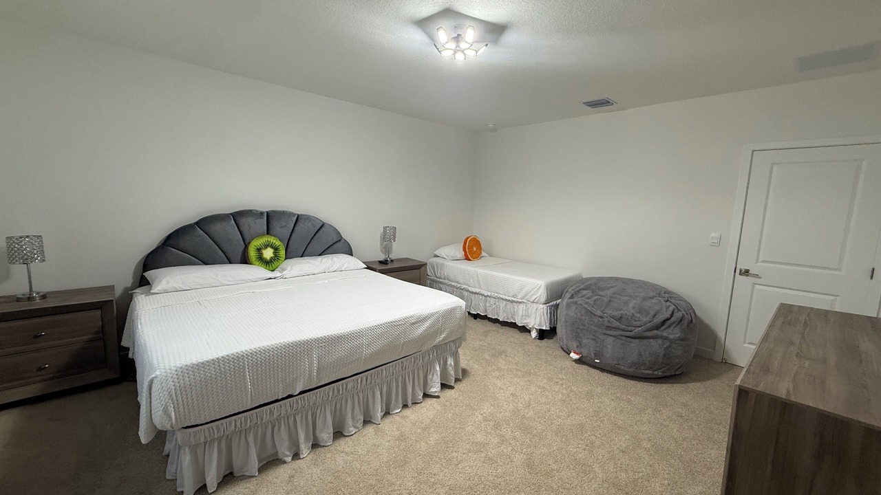 Photo of Bedroom in Homestead