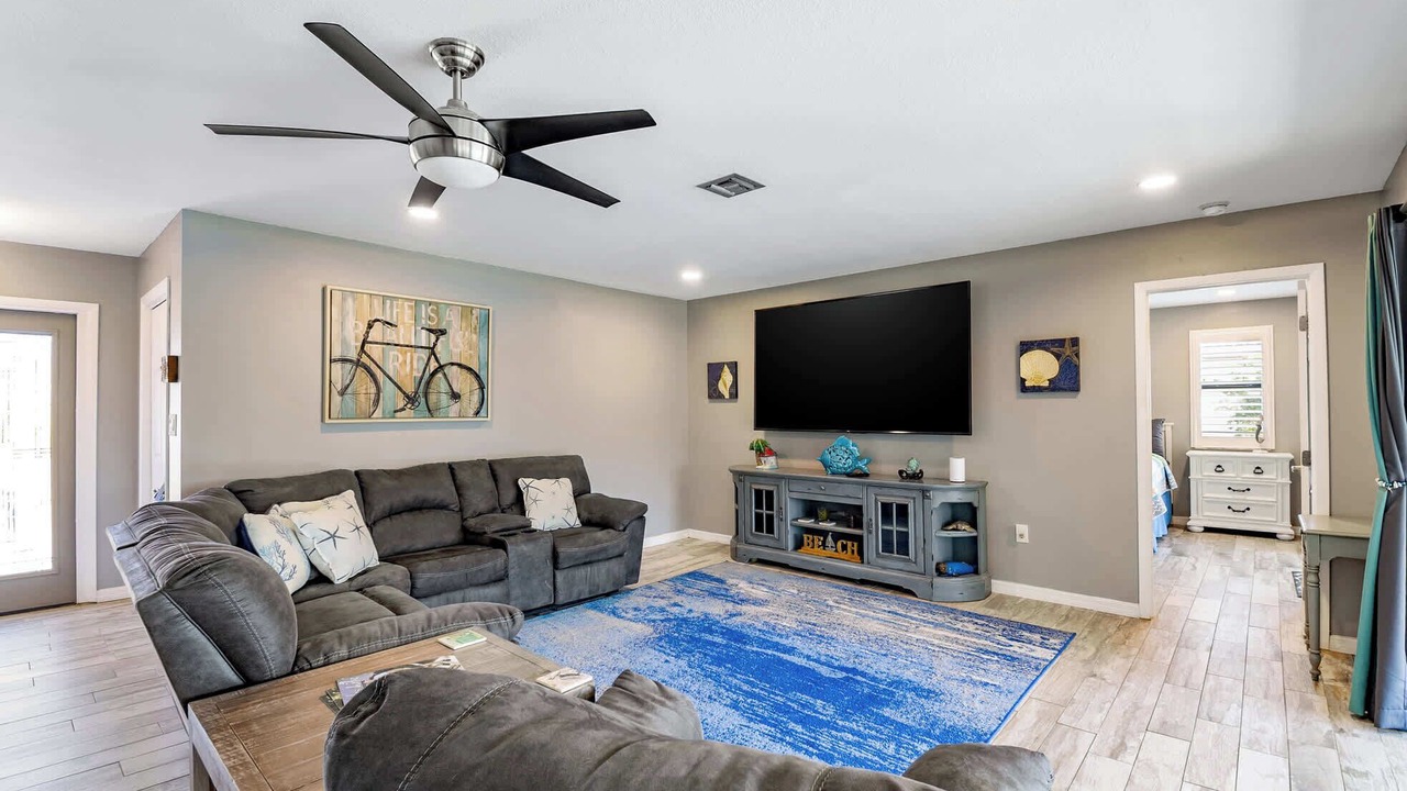 Photo of Livingroom in Burnt Store Isles