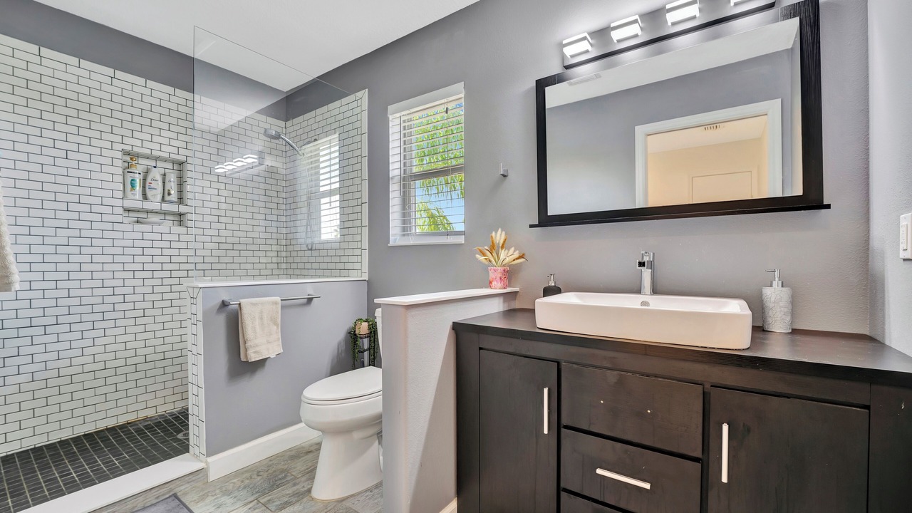 Photo of Bathroom in River Pointe