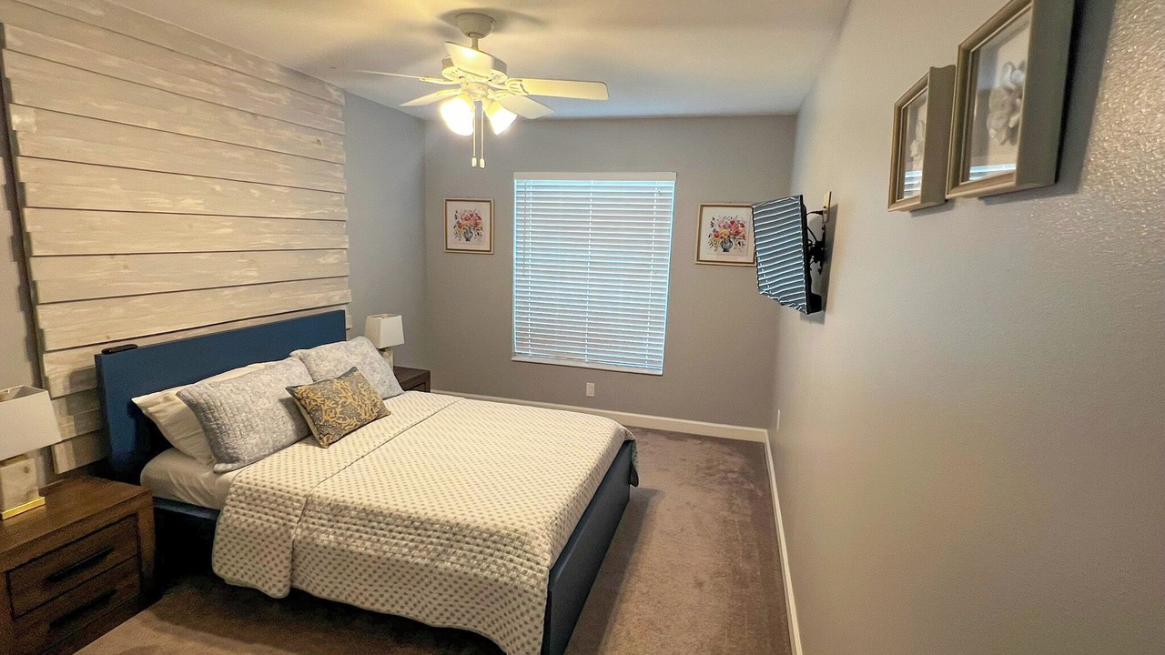 Photo of Bedroom in River Pointe