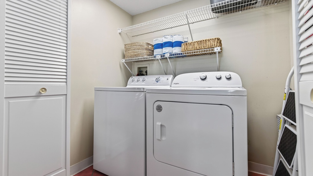 Photo of Bedroom in Seawinds Condo