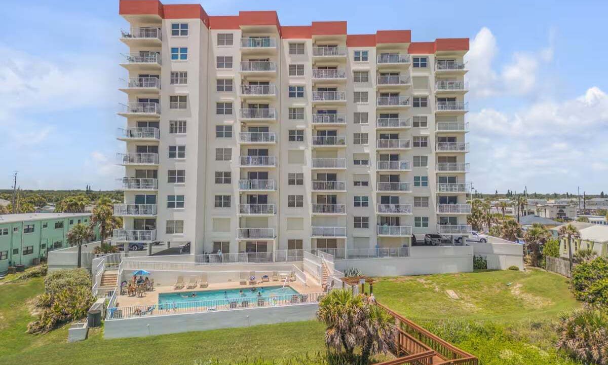Photo of Outdoor in Seawinds Condo