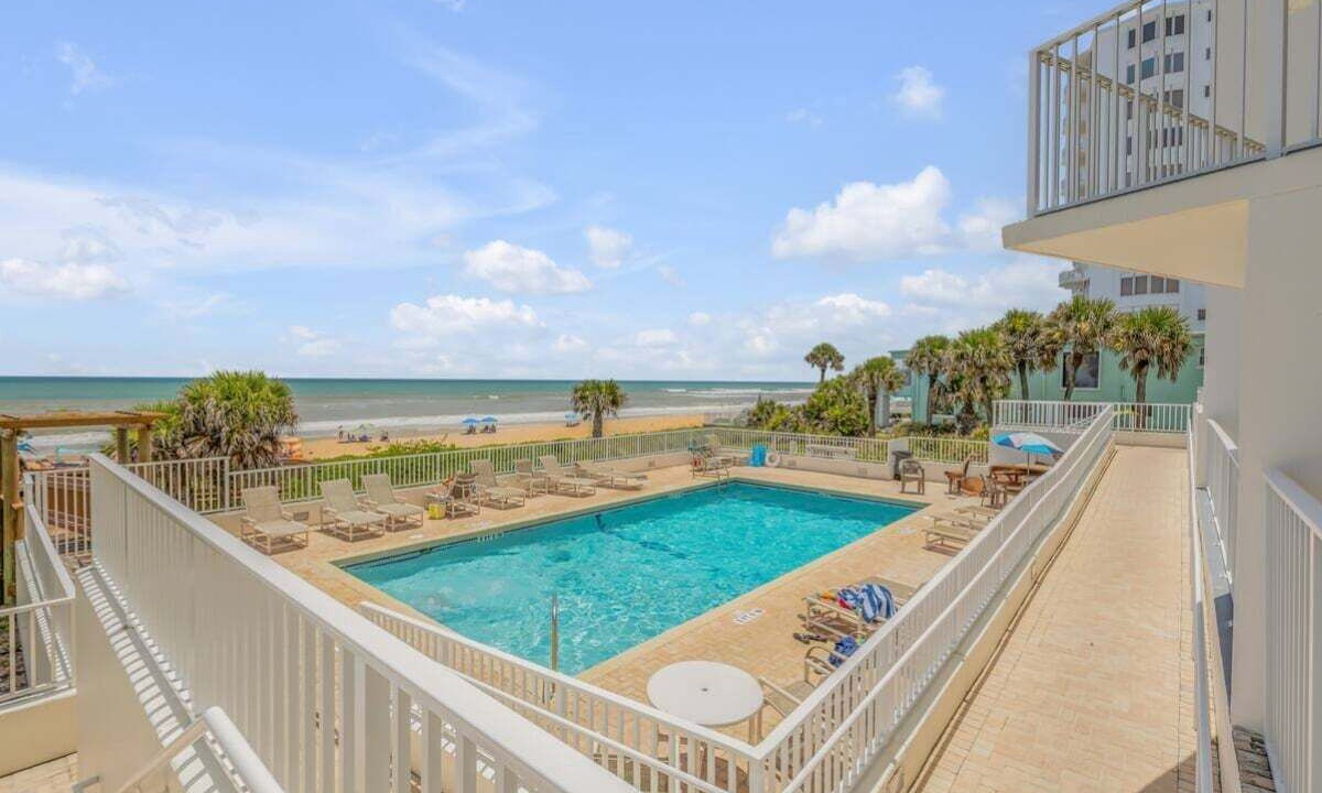 Photo of Outdoor in Seawinds Condo