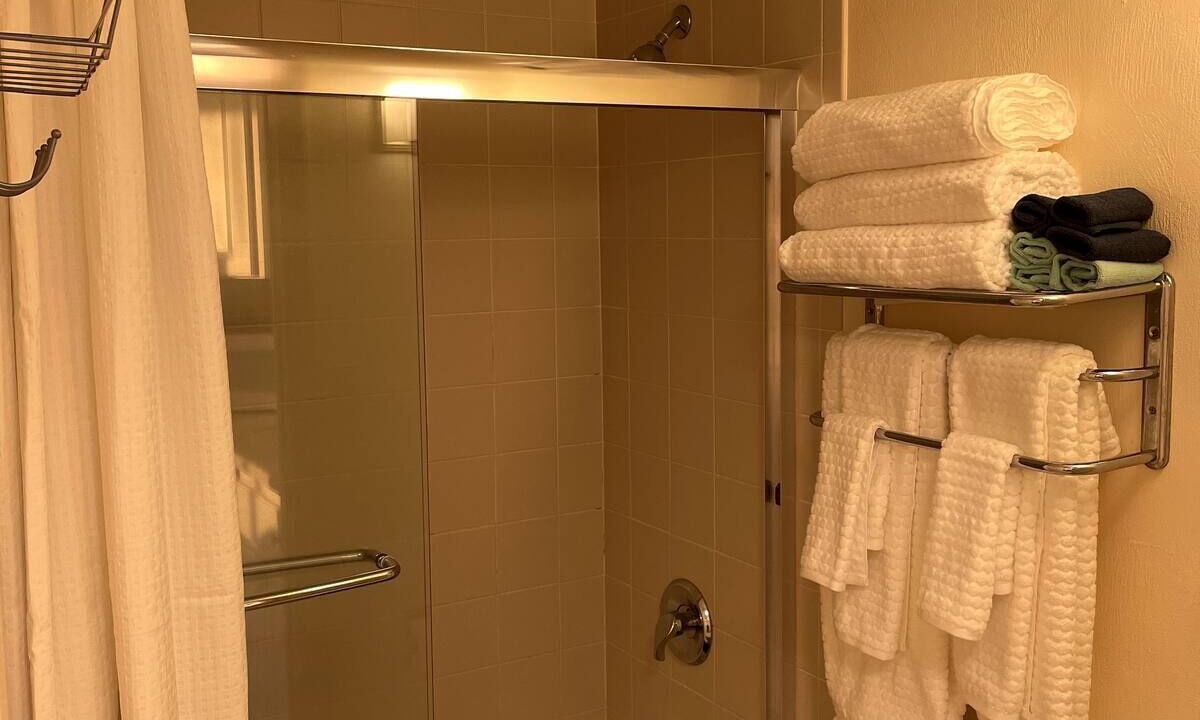Photo of Bathroom in Ortona Park