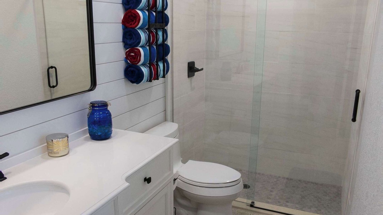 Photo of Bathroom in Venetian Way