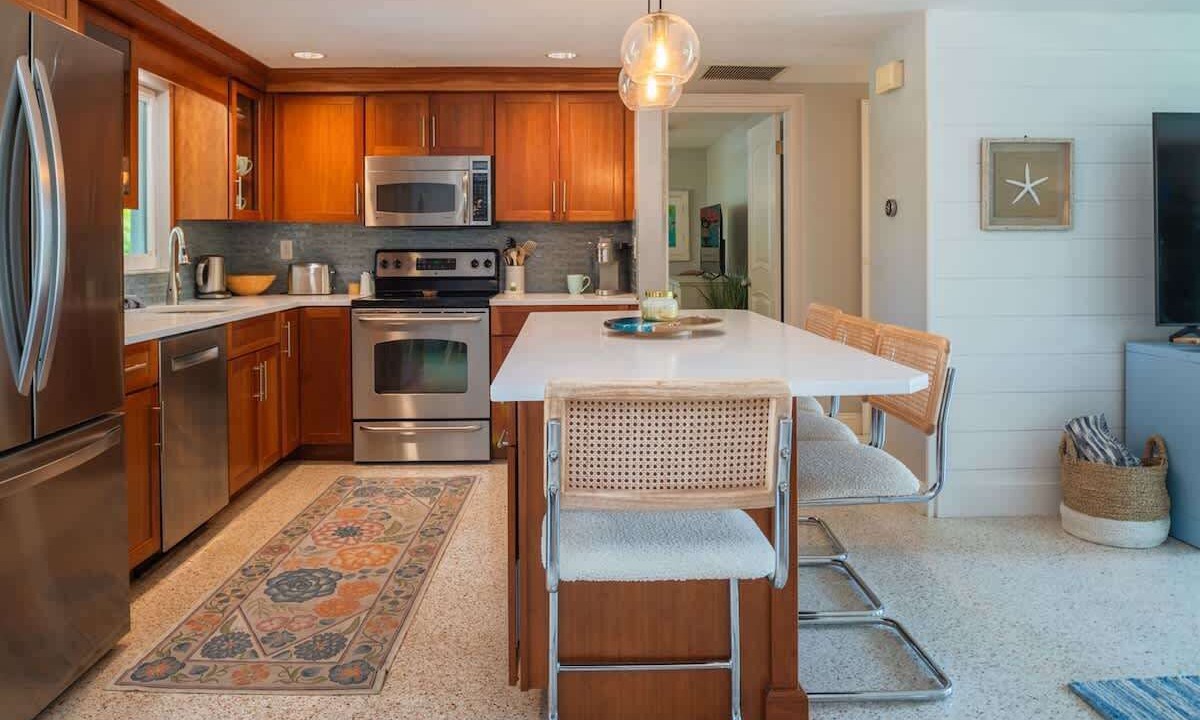 Photo of Kitchen in Gulf Gate Estates
