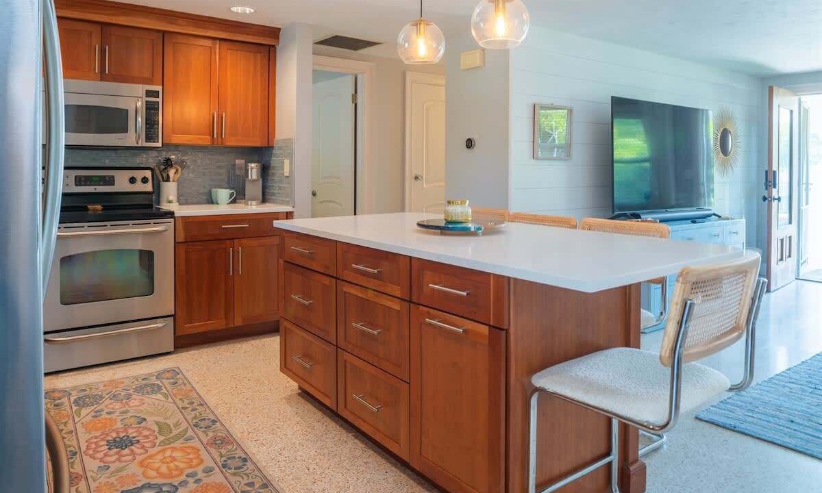 Photo of Kitchen in Gulf Gate Estates