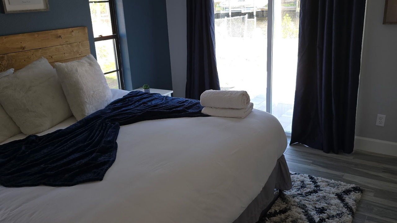 Photo of Bedroom in Homosassa