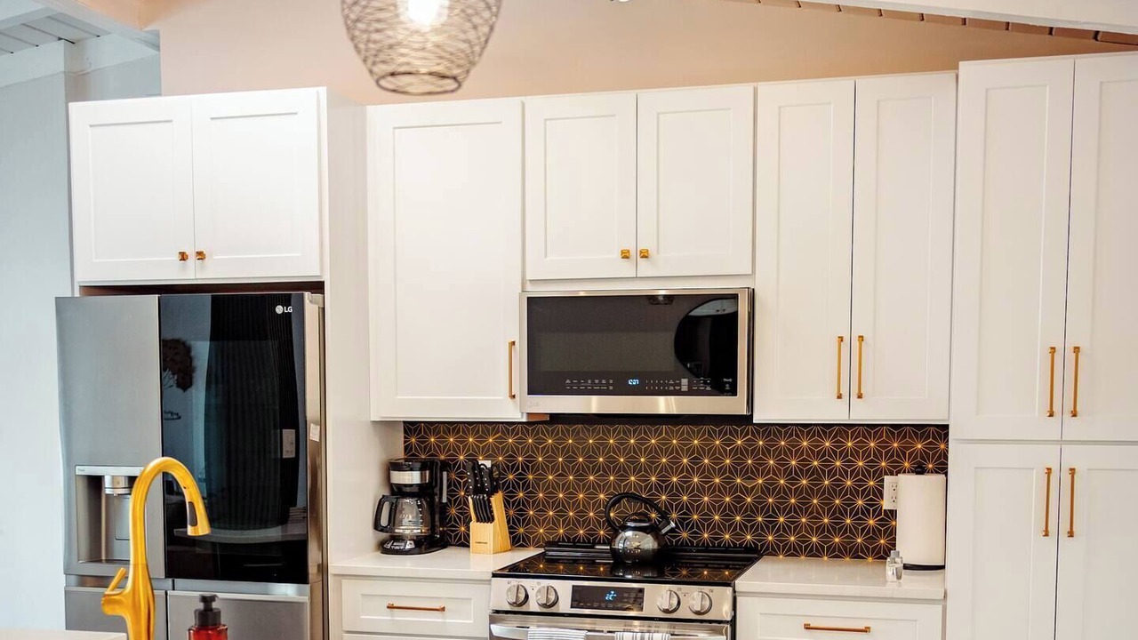 Photo of Kitchen in Lauderdale Isles