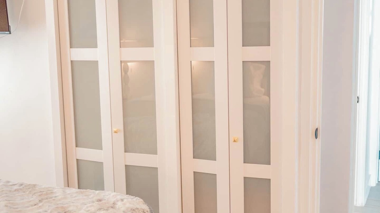 Photo of Bedroom in Lauderdale Isles