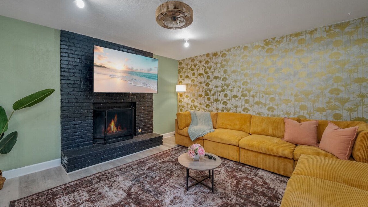 Photo of Livingroom in Auburndale