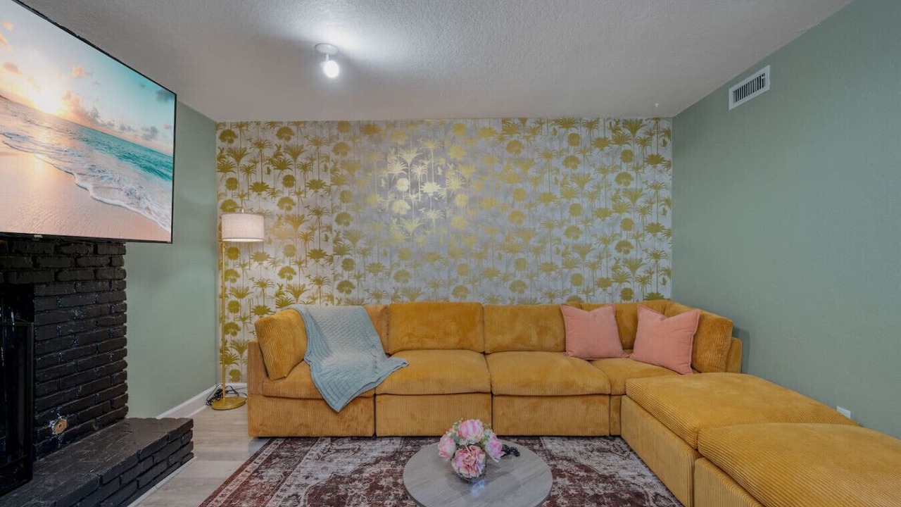 Photo of Livingroom in Auburndale