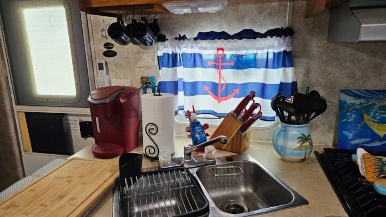 Photo of Kitchen in Winston Waterways