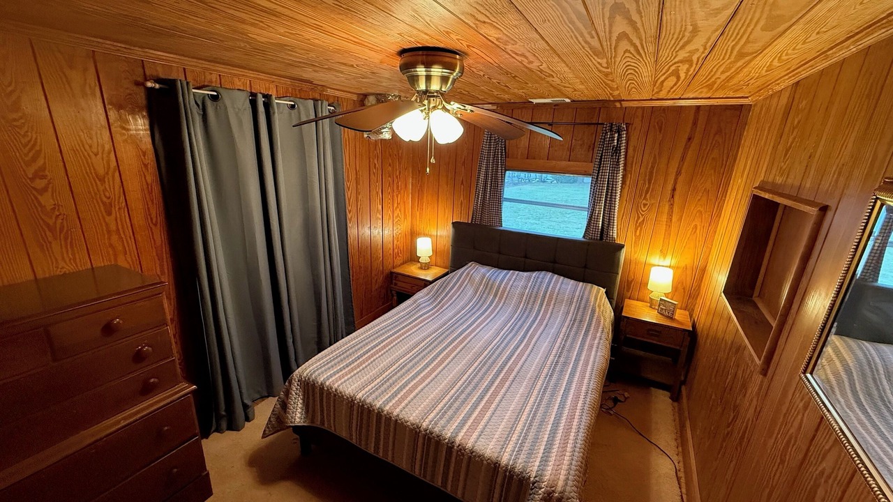 Photo of Bedroom in Eutawville