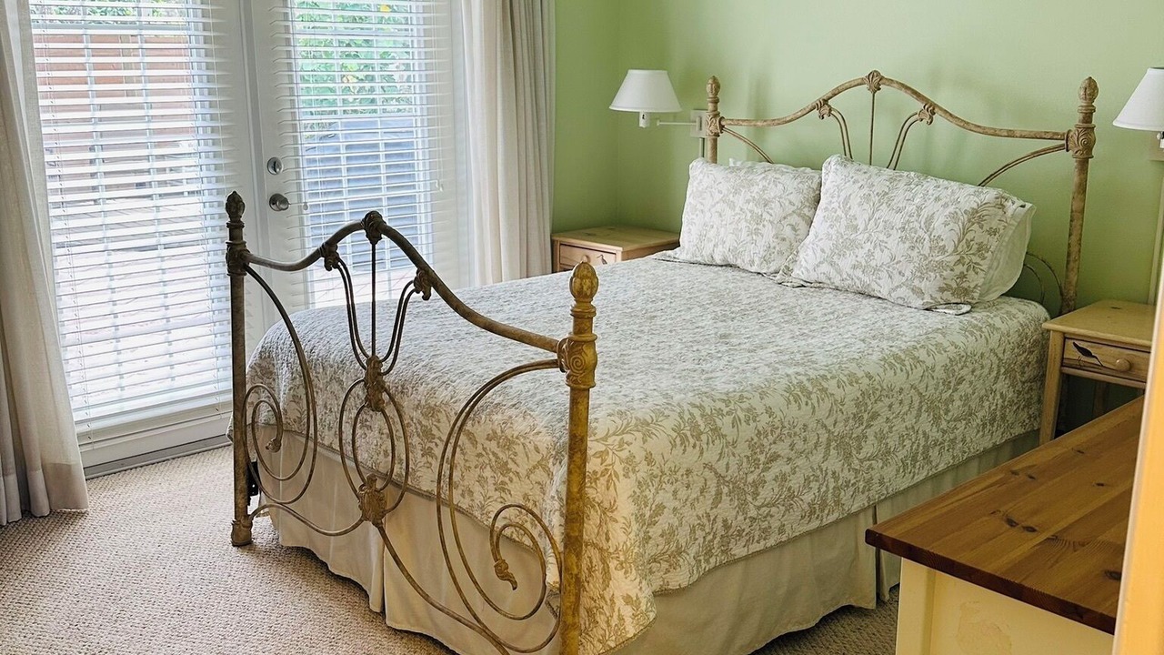 Photo of Bedroom in Central Beach