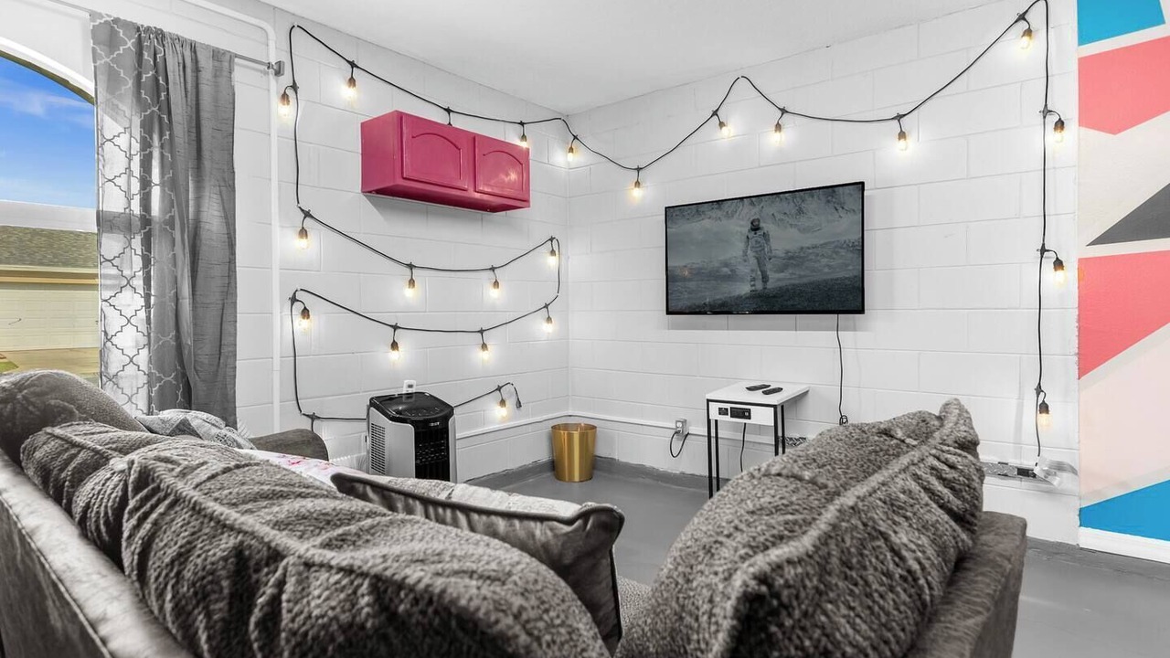 Photo of Livingroom in Thousand Oaks