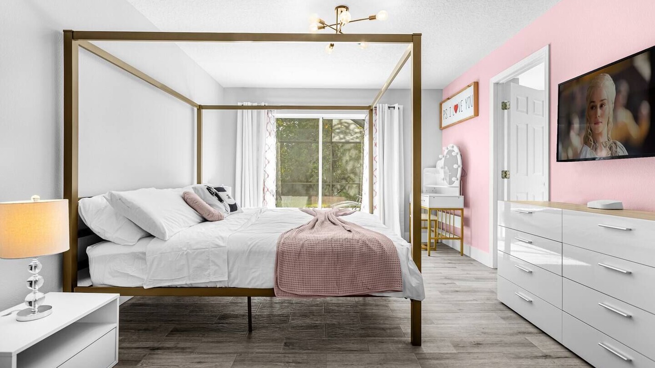 Photo of Bedroom in Thousand Oaks