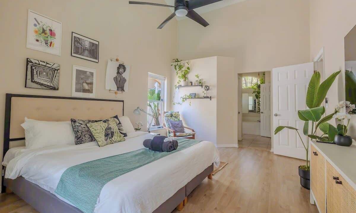 Photo of Bedroom in Valrico