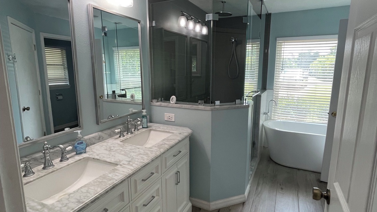 Photo of Bathroom in Windermere