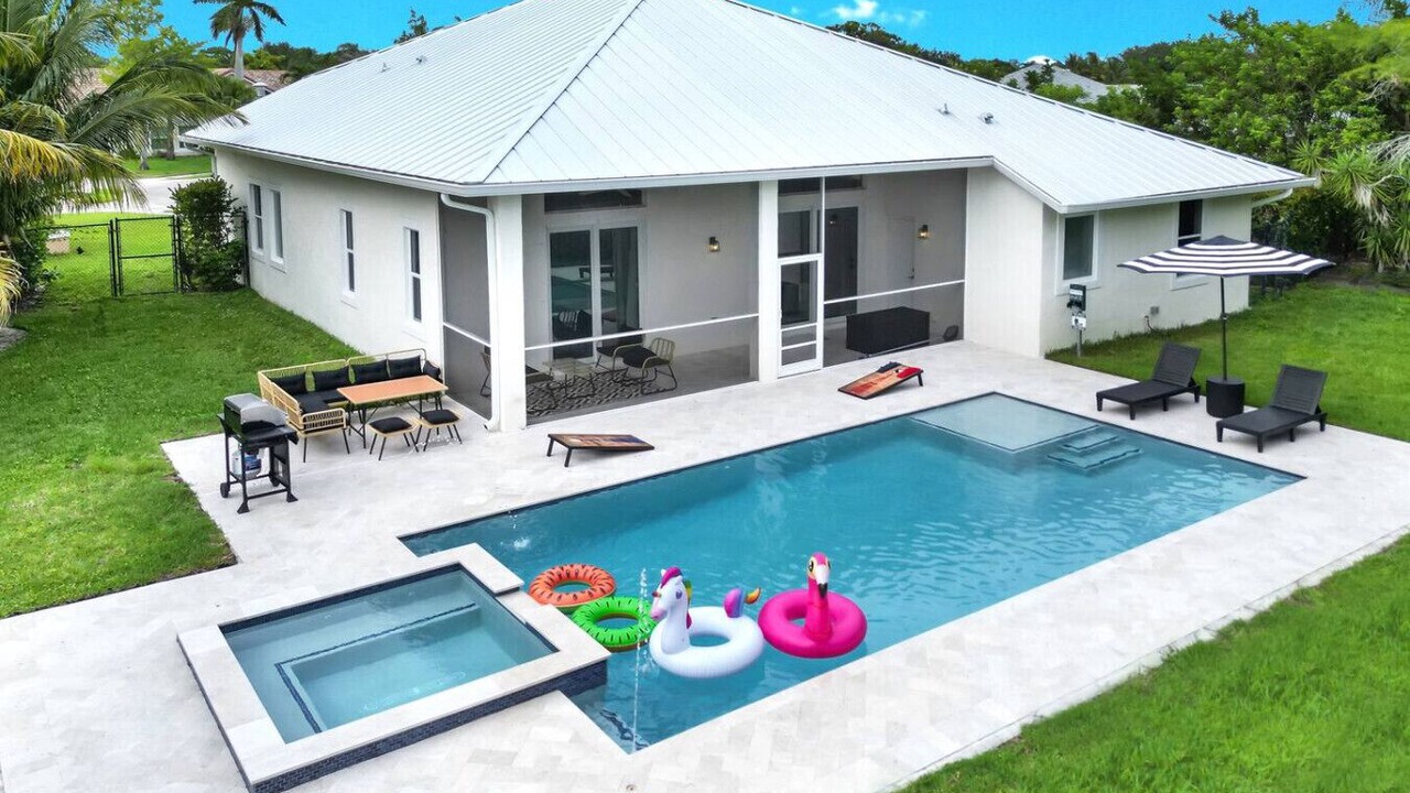 Photo of Outdoor in Greenview Shores
