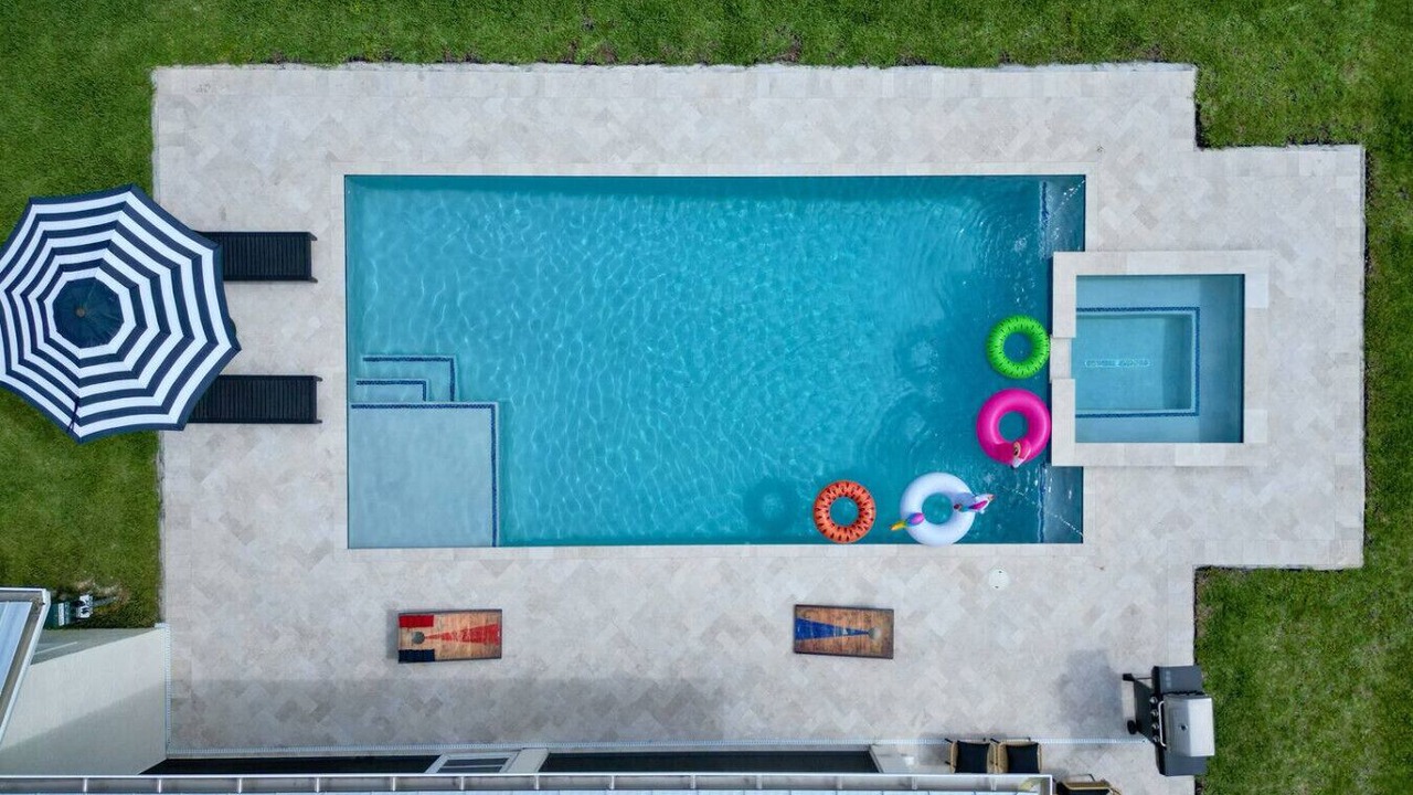 Photo of Outdoor in Greenview Shores