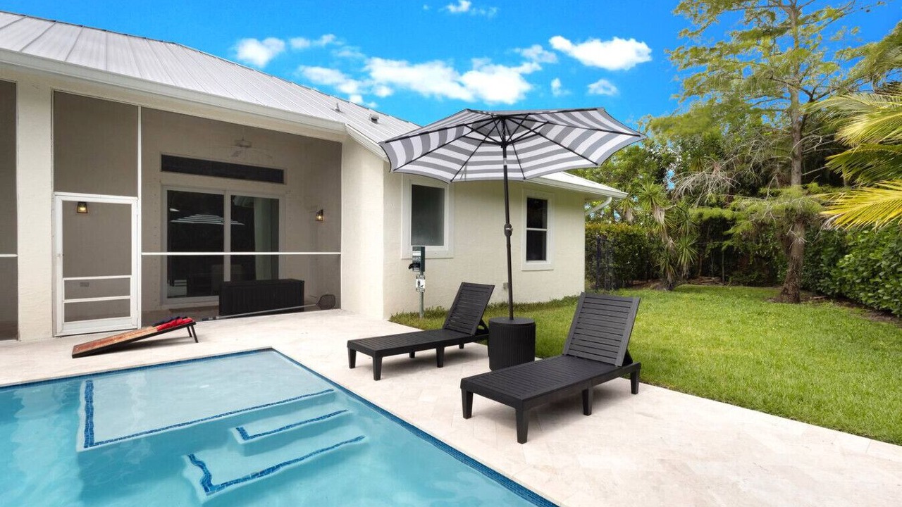 Photo of Outdoor in Greenview Shores