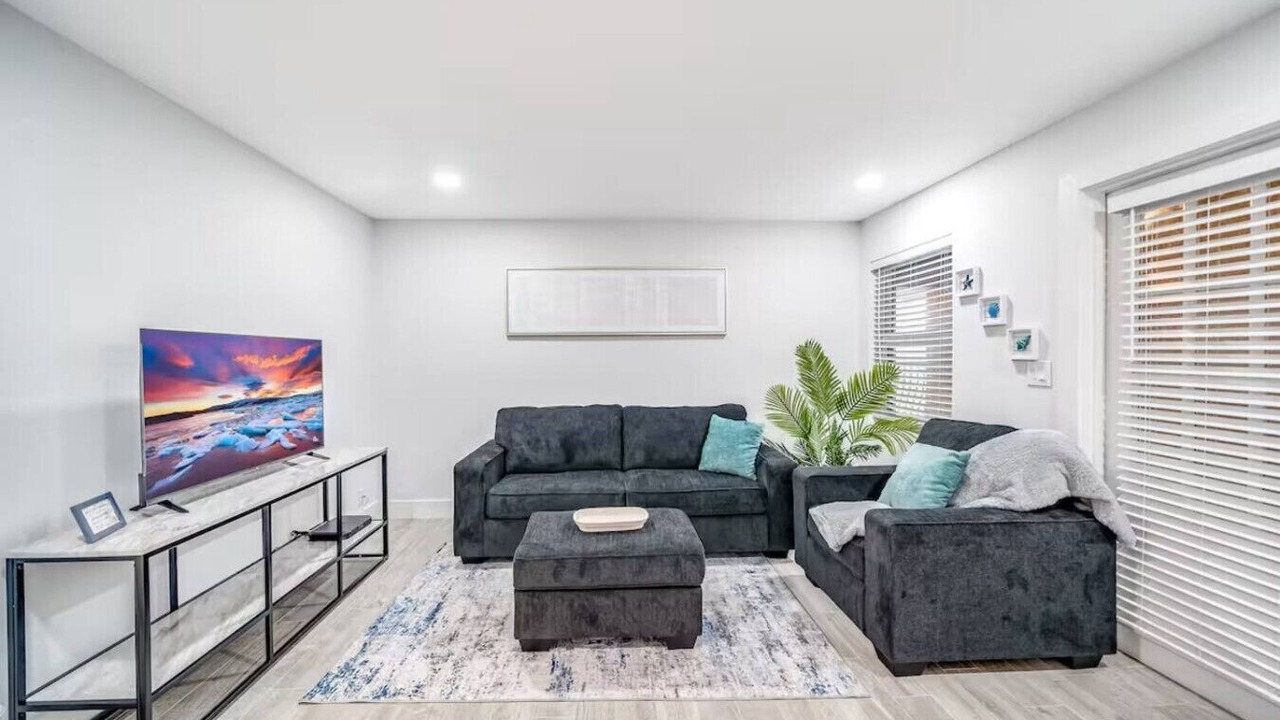 Photo of Livingroom in Coral Ridge