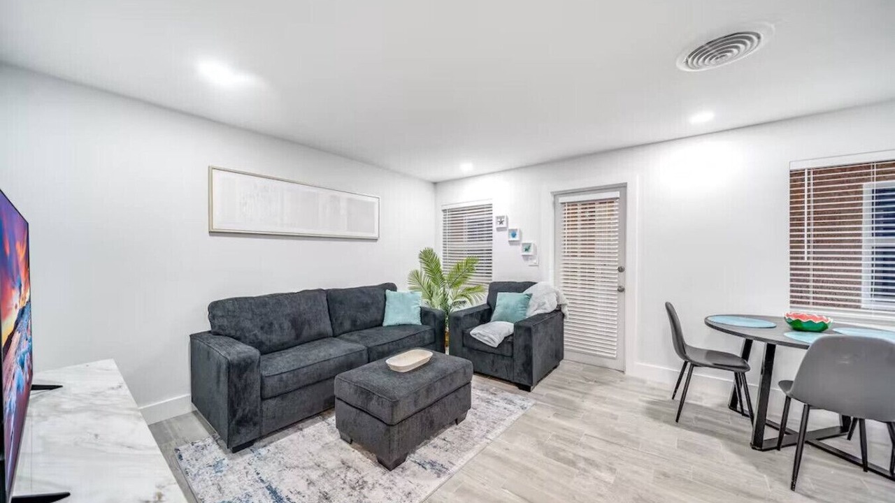 Photo of Livingroom in Coral Ridge