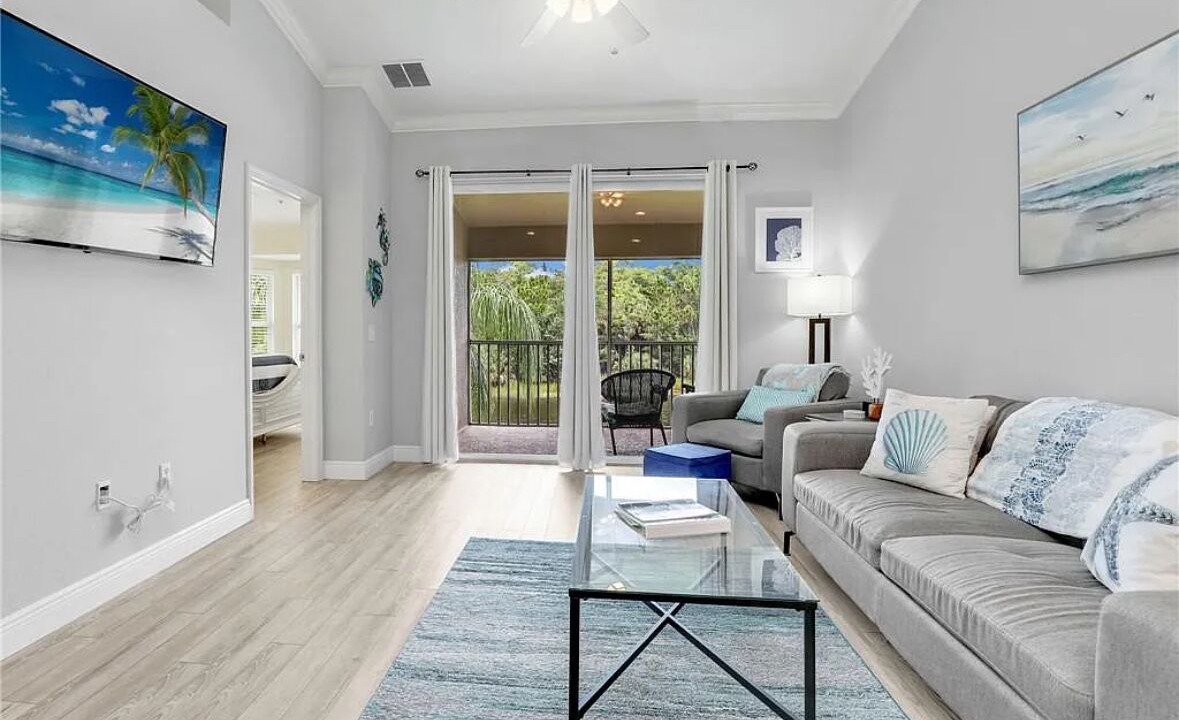 Photo of Livingroom in Estero