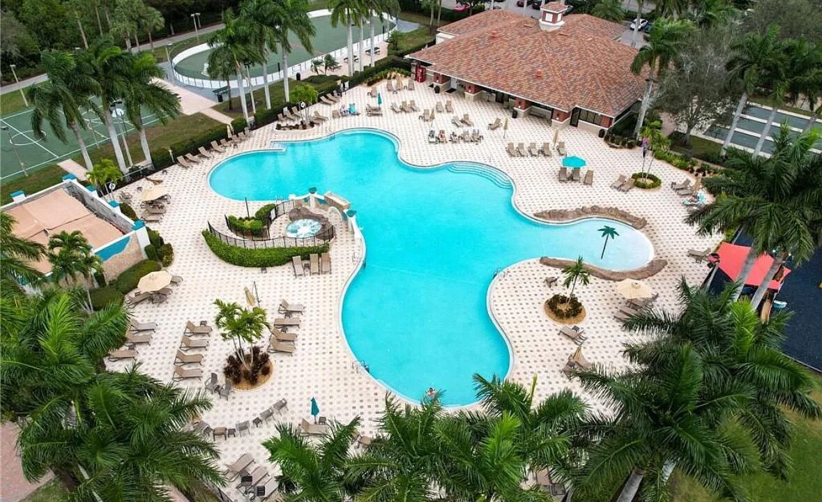 Photo of Outdoor in Estero