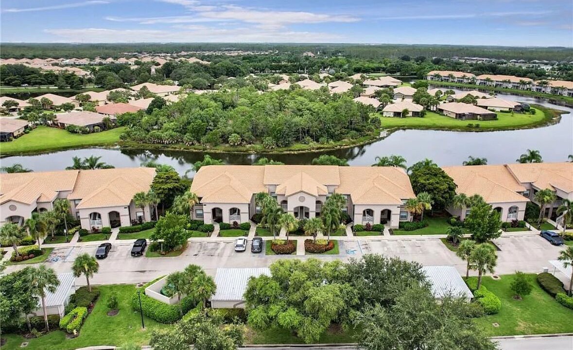 Photo of Outdoor in Estero