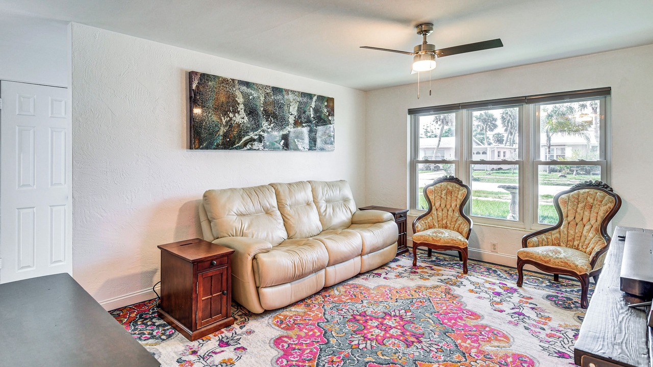 Photo of Livingroom in Ormond Ocean Gard