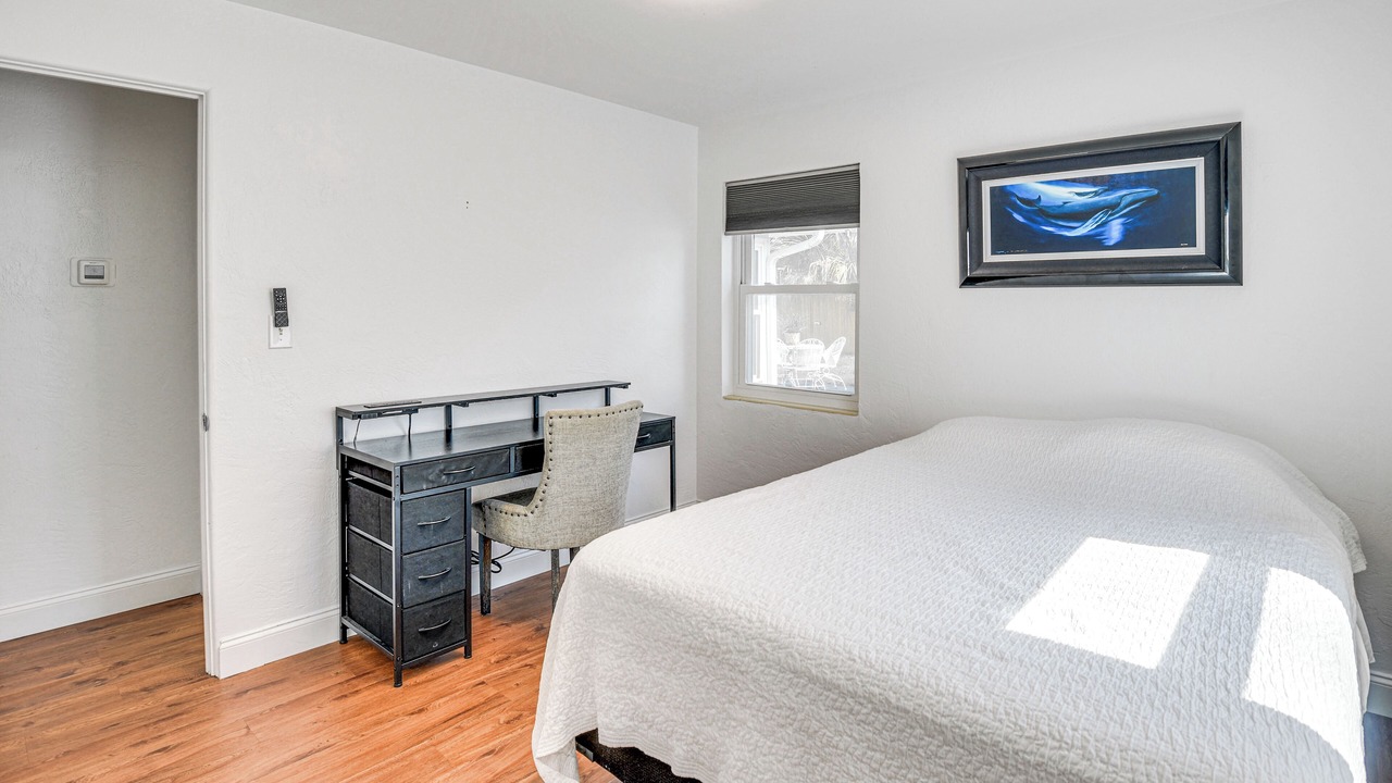 Photo of Bedroom in Ormond Ocean Gard