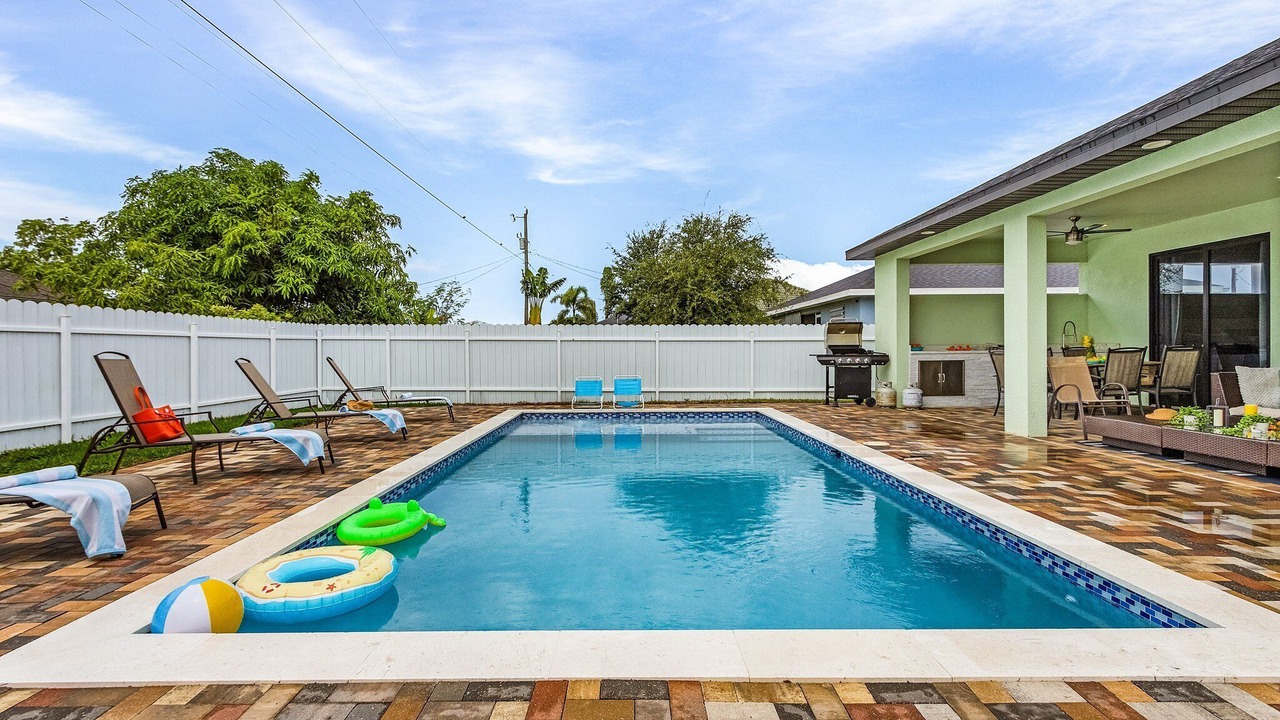 Photo of Outdoor in Mariner