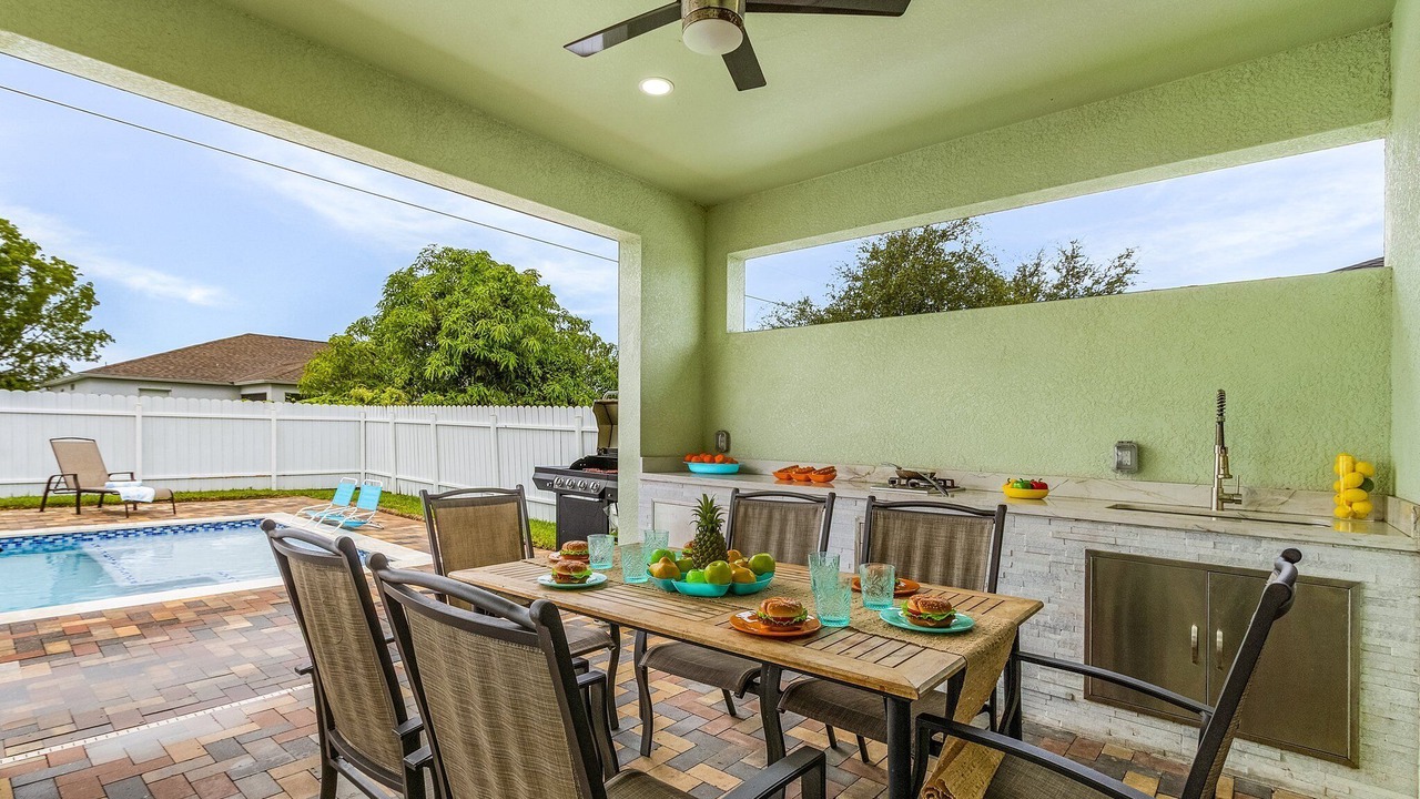 Photo of Outdoor in Mariner