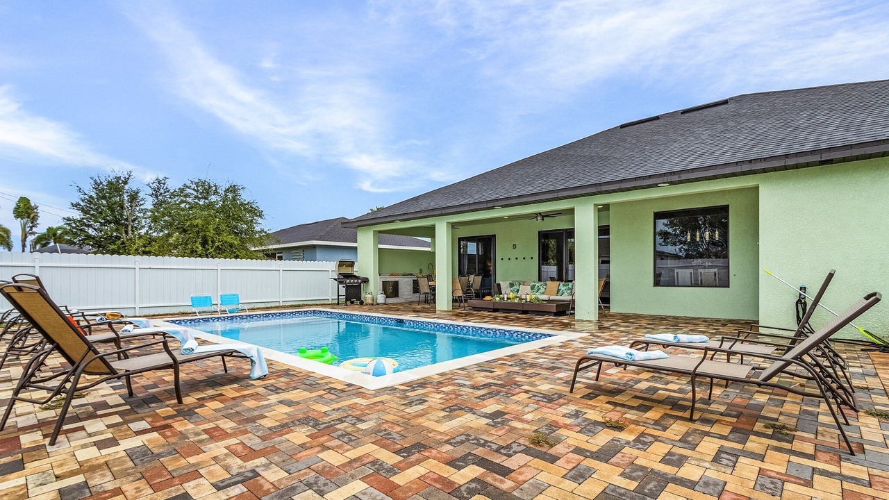 Photo of Outdoor in Mariner