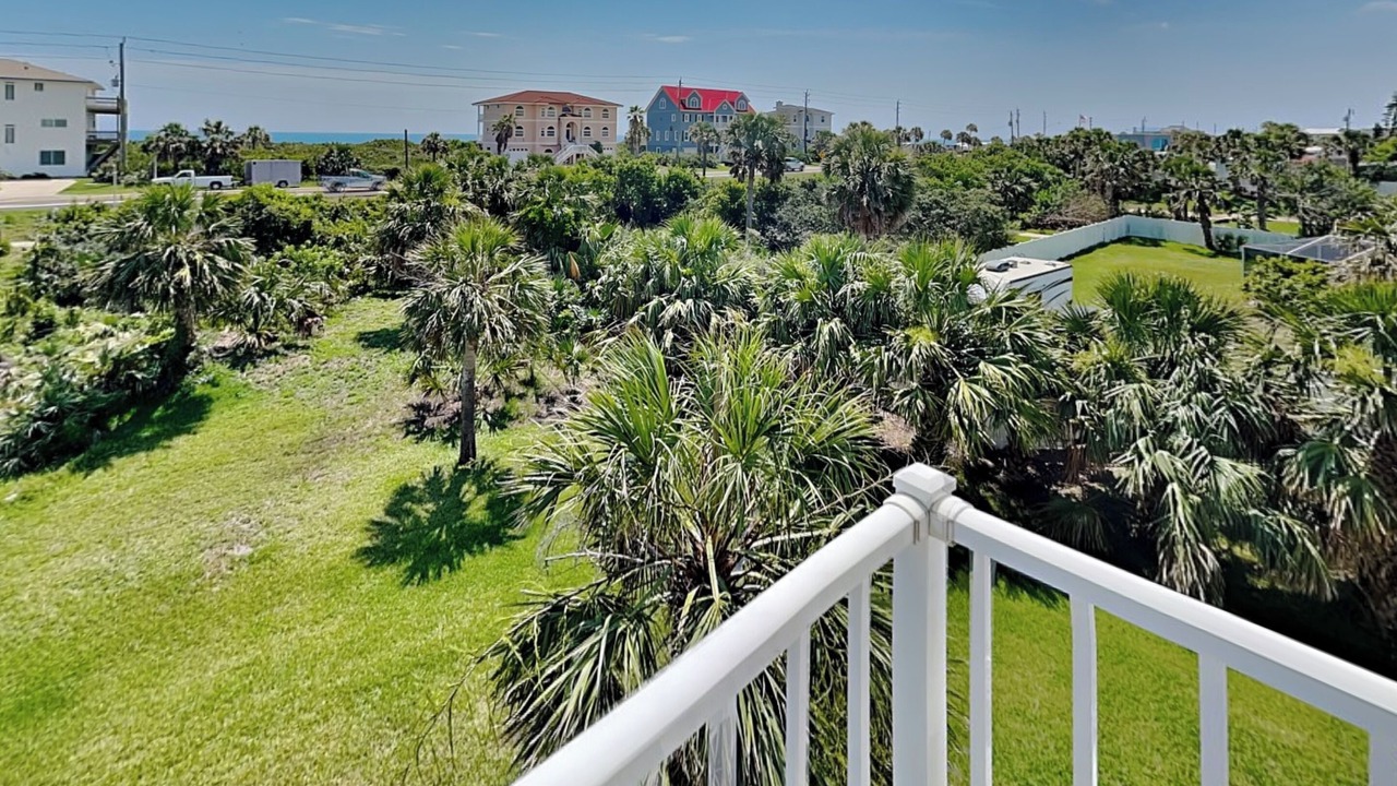 Photo of Patio Balcony in Painters Walk