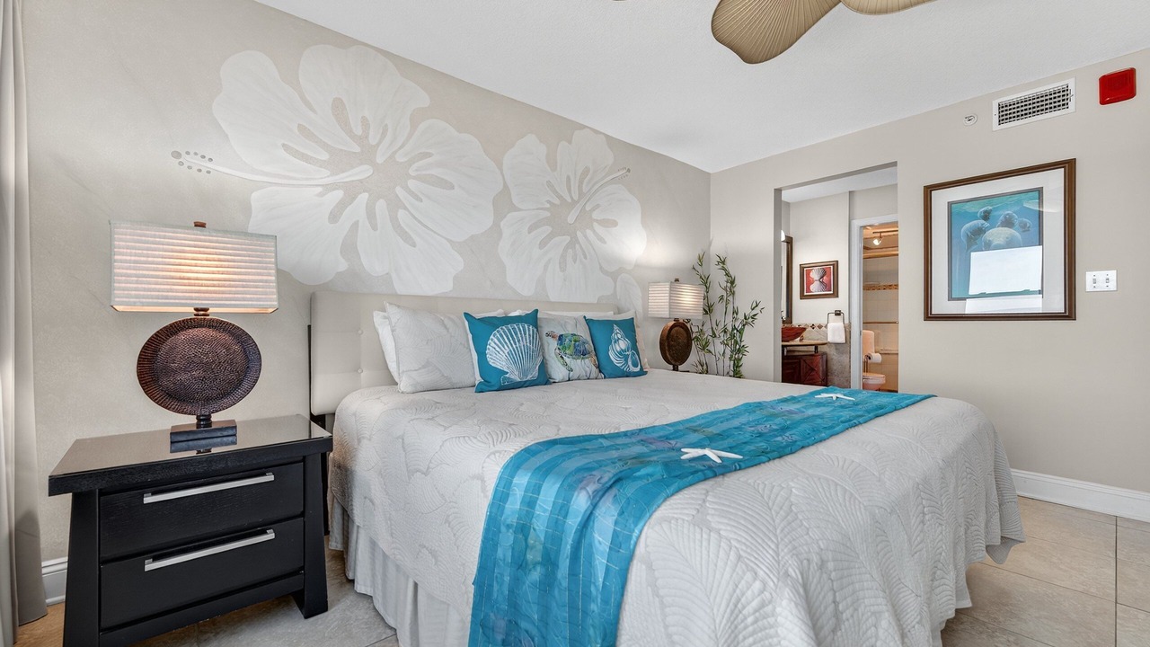 Photo of Bedroom in Seawinds Condo