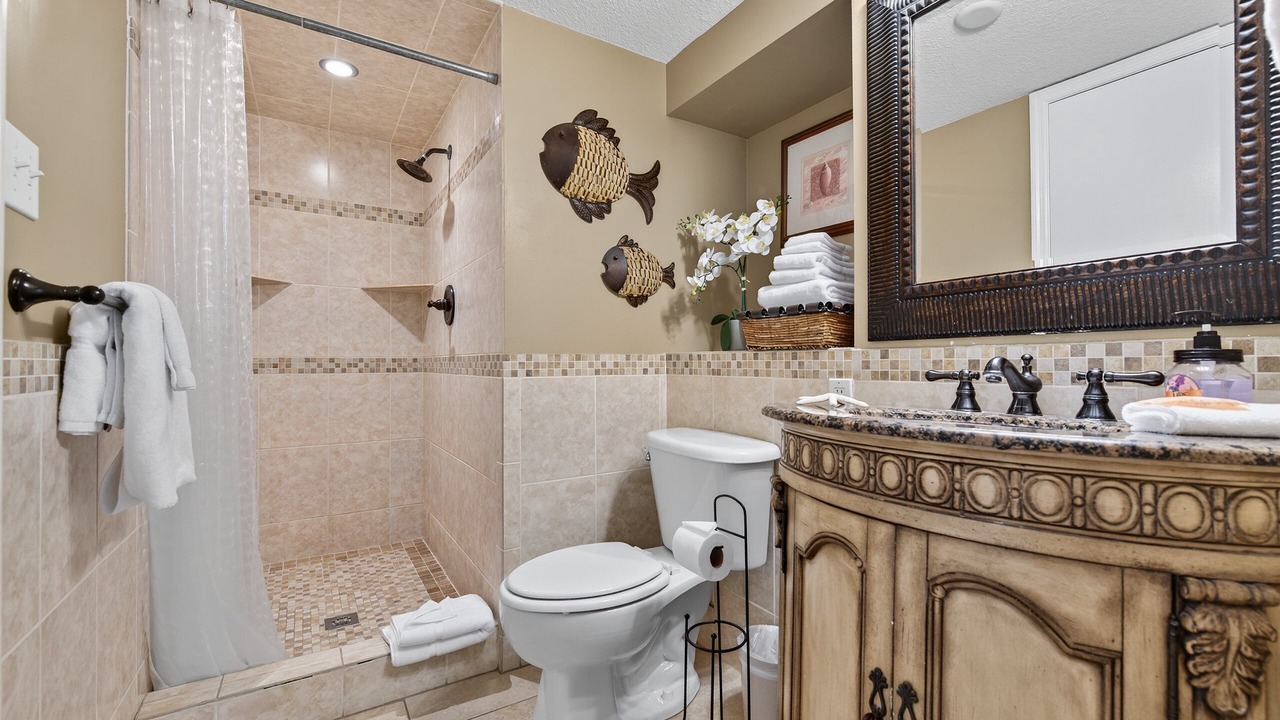 Photo of Bathroom in Seawinds Condo