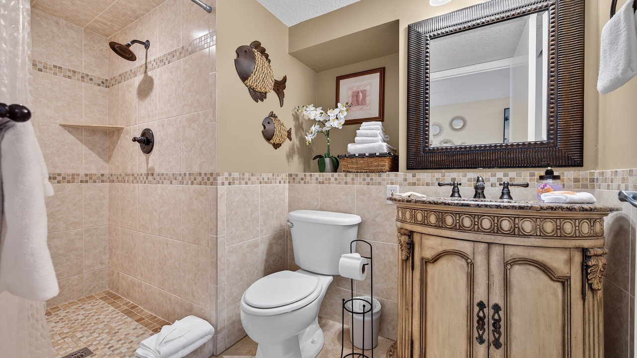 Photo of Bathroom in Seawinds Condo