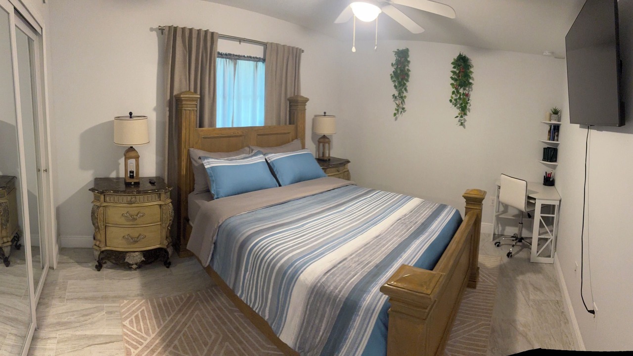 Photo of Bedroom in Eisenhower