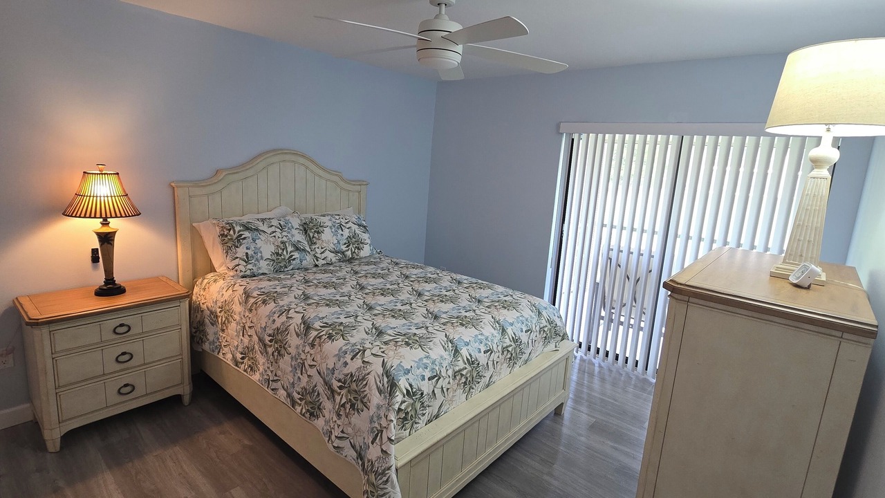 Photo of Bedroom in Lely Golf Estates