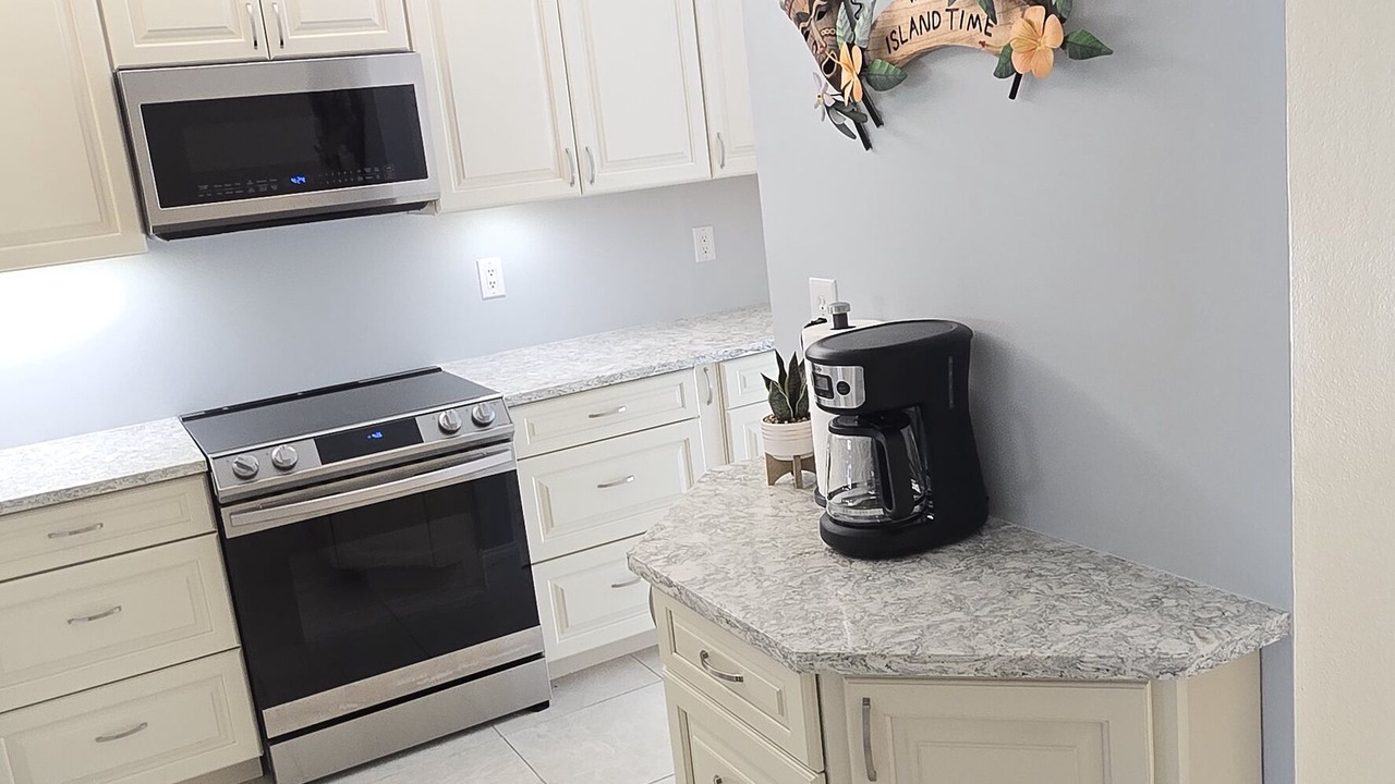 Photo of Kitchen in Lely Golf Estates