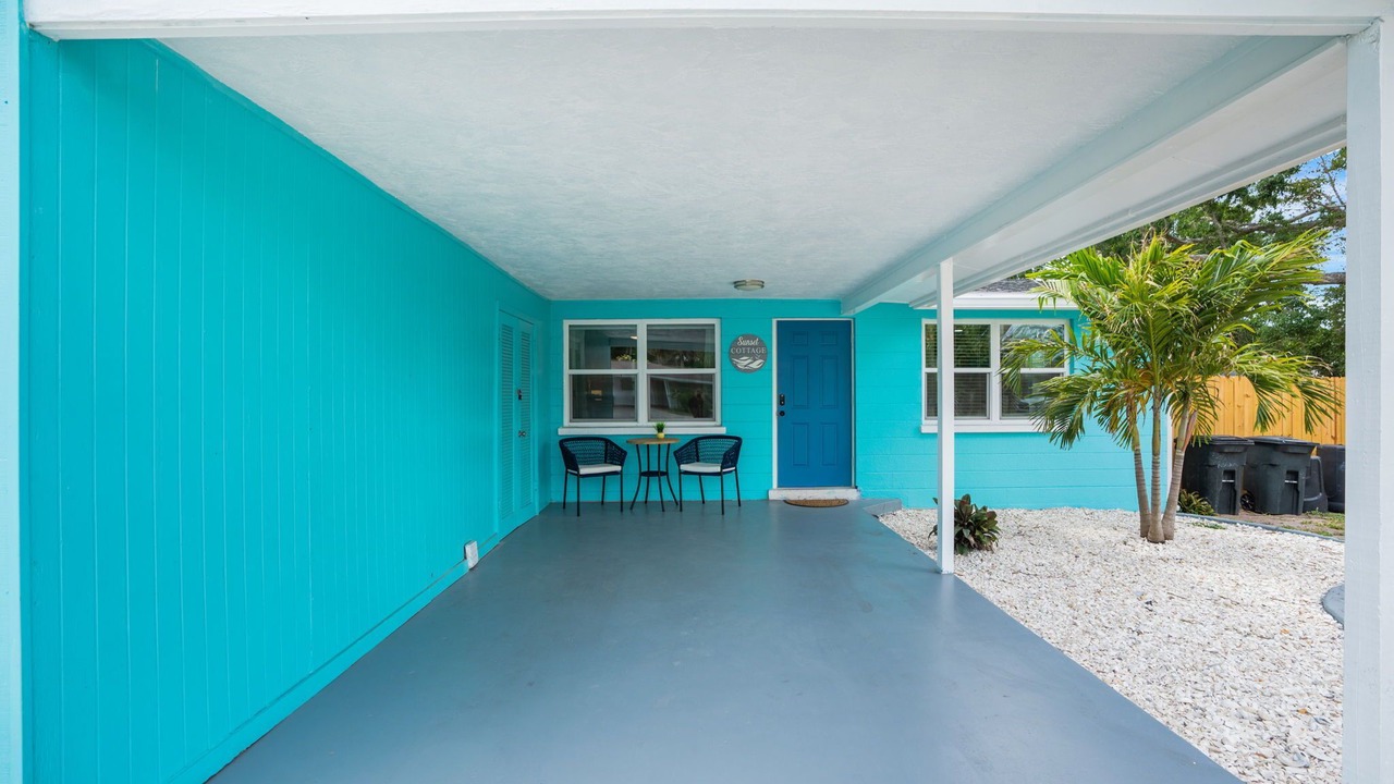 Photo of Patio Balcony in Bayshore Gardens