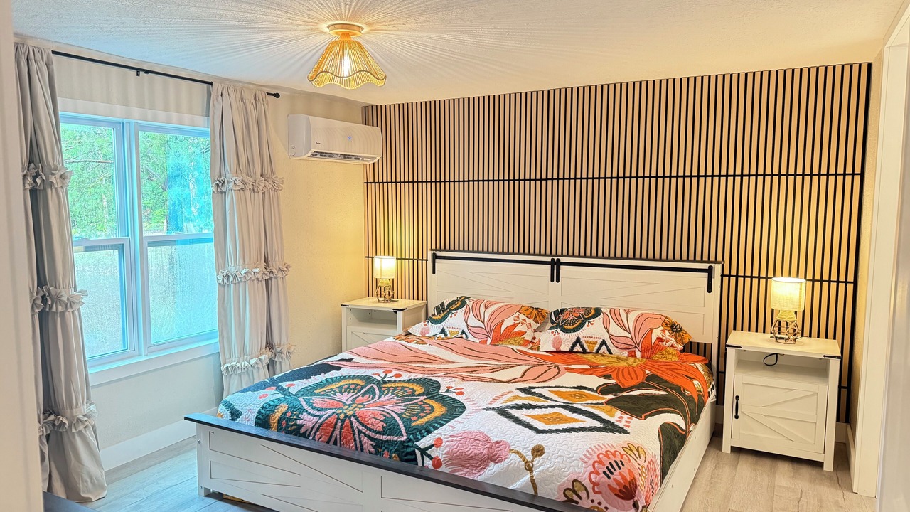 Photo of Bedroom in Lake City