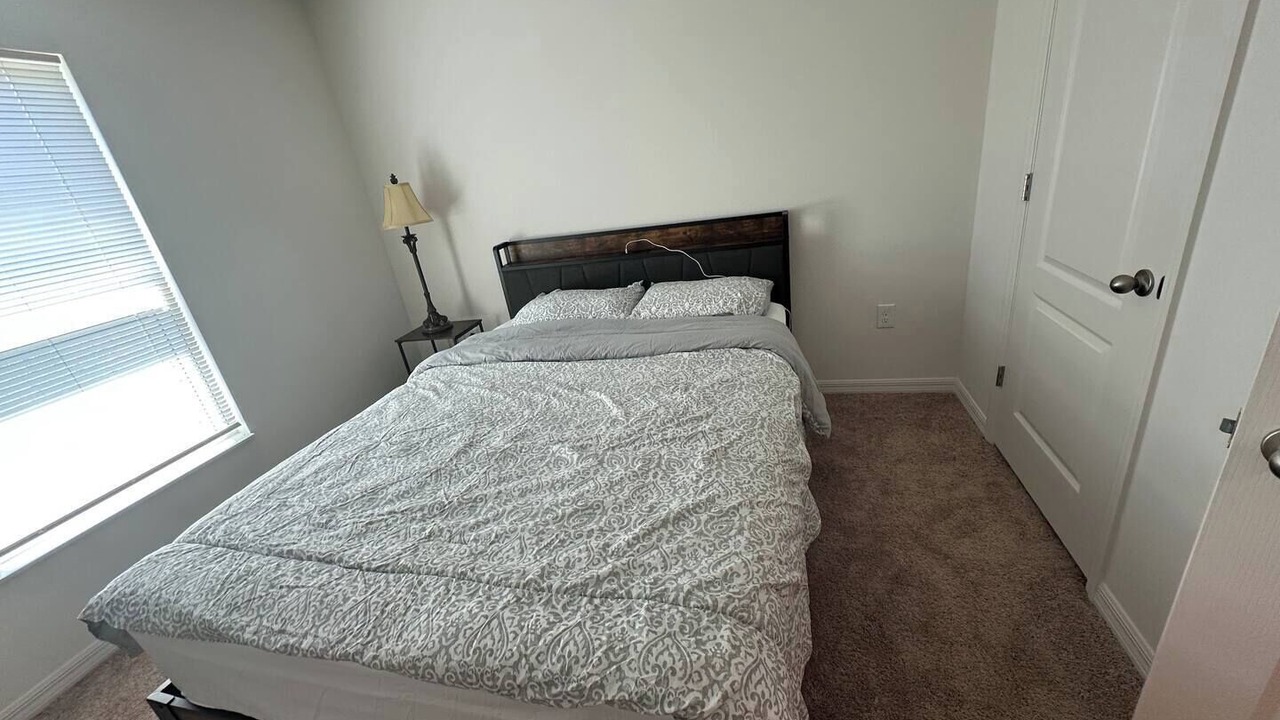 Photo of Bedroom in Vero Lake Estates